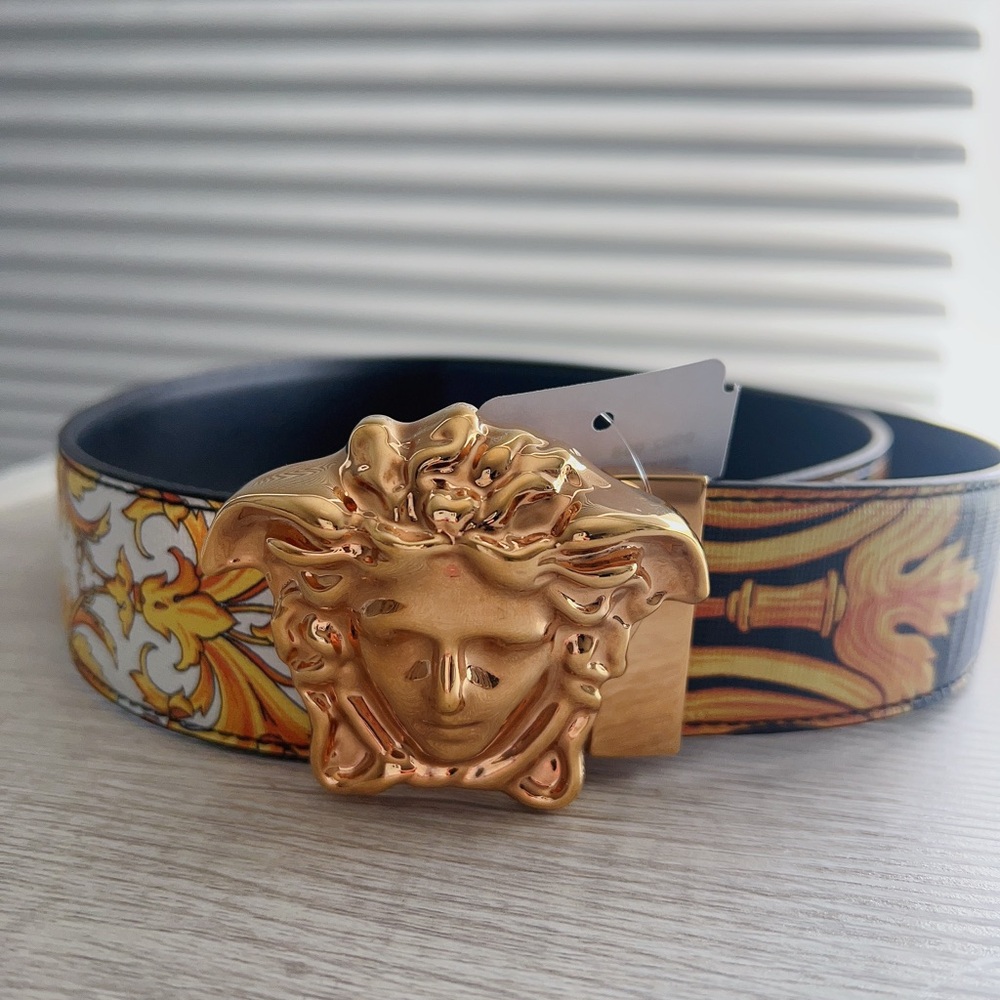 Versace La Medusa reversible leather belt